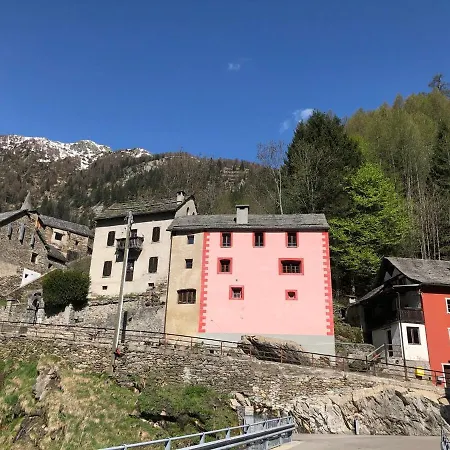 Bijou Aus Dem 18 Jahrhundert Im Maggiatal Fusio
